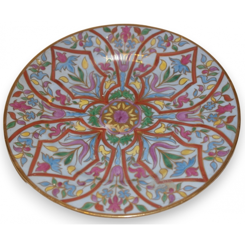 Porcelain plate with decoration by Moinat SA – Antiques and home décor