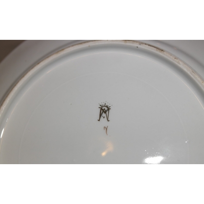 Porcelain plate with decoration by Moinat SA – Antiques and home décor