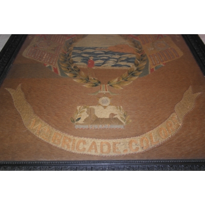  Broderie "14th Brigade Colors" sur  Moinat SA  - Antiquités décoration