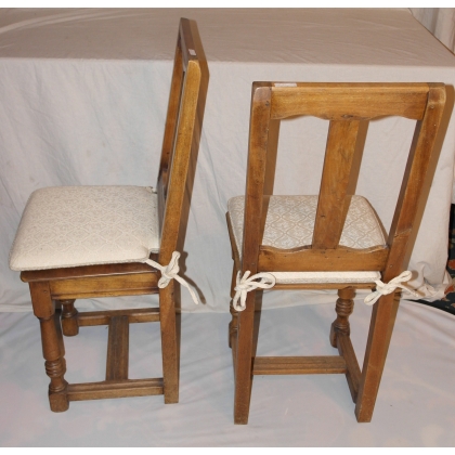 Pair of Louis XIII-style chairs by Moinat SA – Antiques and home décor