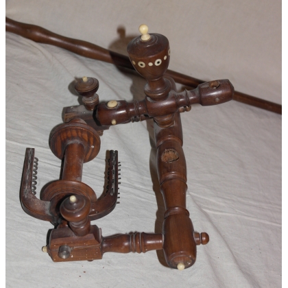 Spinning wheel (as is) at  Moinat SA  - Antiques and home décor