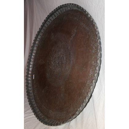  Table orientale avec plateau en cuivre sur  Moinat SA  - Antiquités décoration