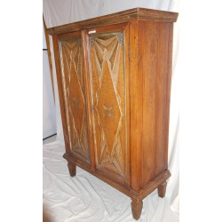  Armoire indonésienne sur  Moinat SA  - Antiquités décoration