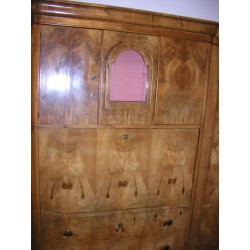  Penderie Biedermeier sur  Moinat SA  - Antiquités décoration
