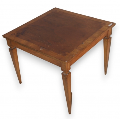  Petite table carrée avec filet de sur  Moinat SA  - Antiquités décoration