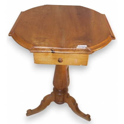 Table pied tripode