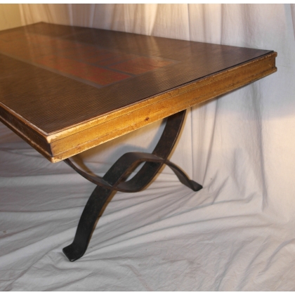  Table basse en métal émaillé vers 1960 sur  Moinat SA  - Antiquités décoration