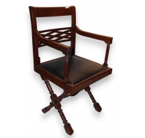 Fauteuil bateau, en acajou.