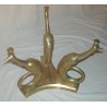 Table basse \"3 grues\" en bronze