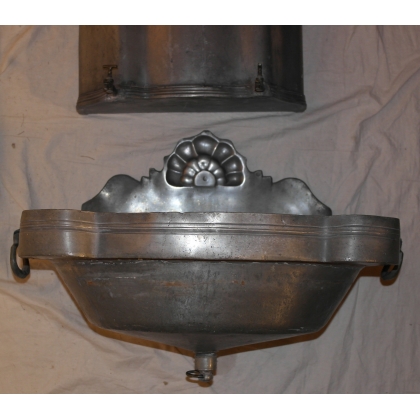Pewter fountain at  Moinat SA  - Antiques and home décor
