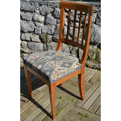 Directoire-style slatted chair at Moinat SA – Antiques and home décor