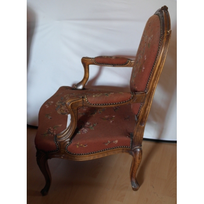Pair of Louis XV-style armchairs by Moinat SA – Antiques and home décor