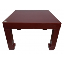 Table basse en laque rouge