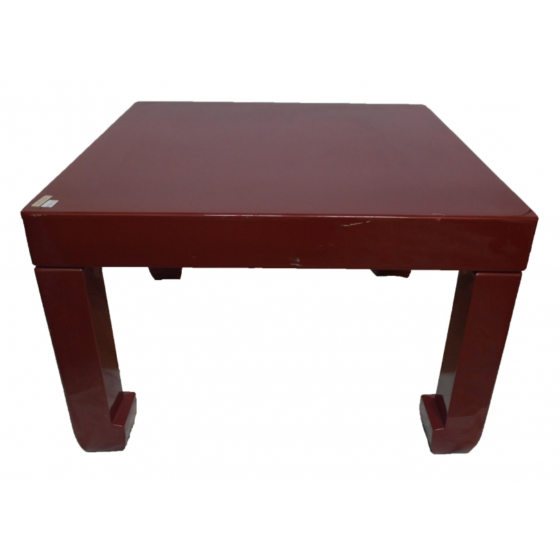 Table basse en laque rouge