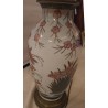  Lampe en porcelaine gris-rose sur  Moinat SA  - Antiquités décoration