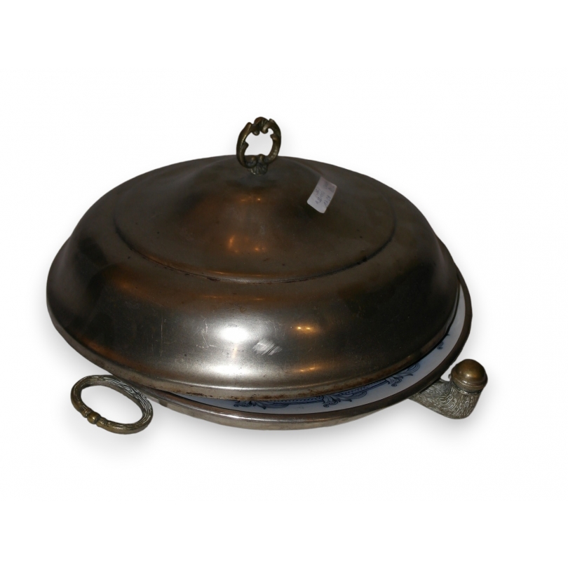 Metal plate warmers at  Moinat SA  - Antiques and home décor