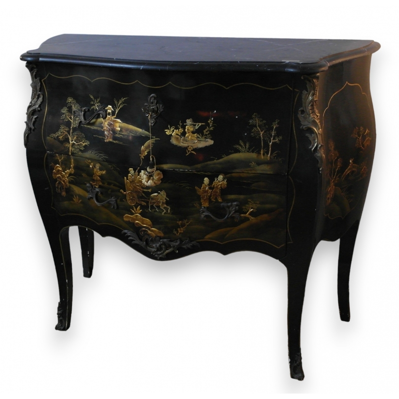  Commode laque noir décor chinois. sur  Moinat SA  - Antiquités décoration
