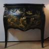  Commode laque noir décor chinois. sur  Moinat SA  - Antiquités décoration