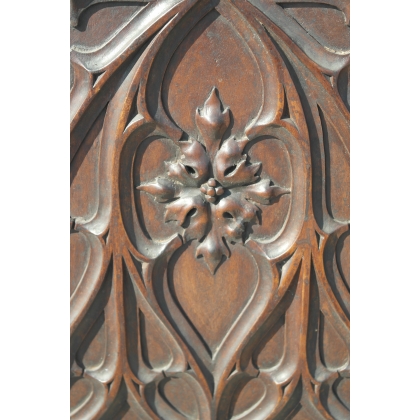 Paire de panneaux sculptés