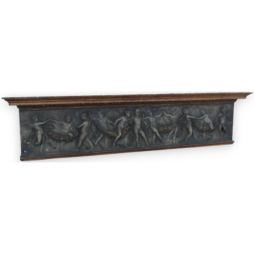  Fronton "Anges" en stuc gris et or sur  Moinat SA  - Antiquités décoration