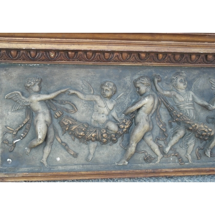  Fronton "Anges" en stuc gris et or sur  Moinat SA  - Antiquités décoration
