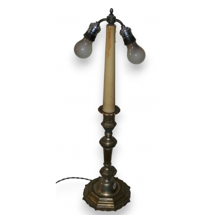  Bougeoir en bronze monté en lampe sur  Moinat SA  - Antiquités décoration