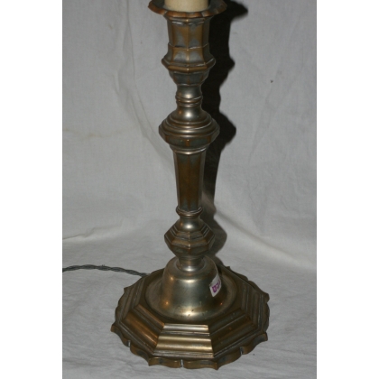  Bougeoir en bronze monté en lampe sur  Moinat SA  - Antiquités décoration