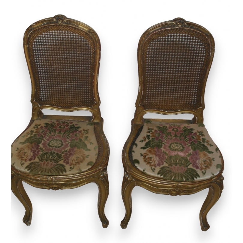 Paire de chaises style Louis XV dossier
