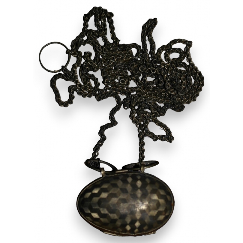 Pendentif oeuf en laiton