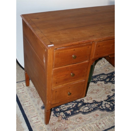  Bureau plat rustique à 7 tiroirs sur  Moinat SA  - Antiquités décoration