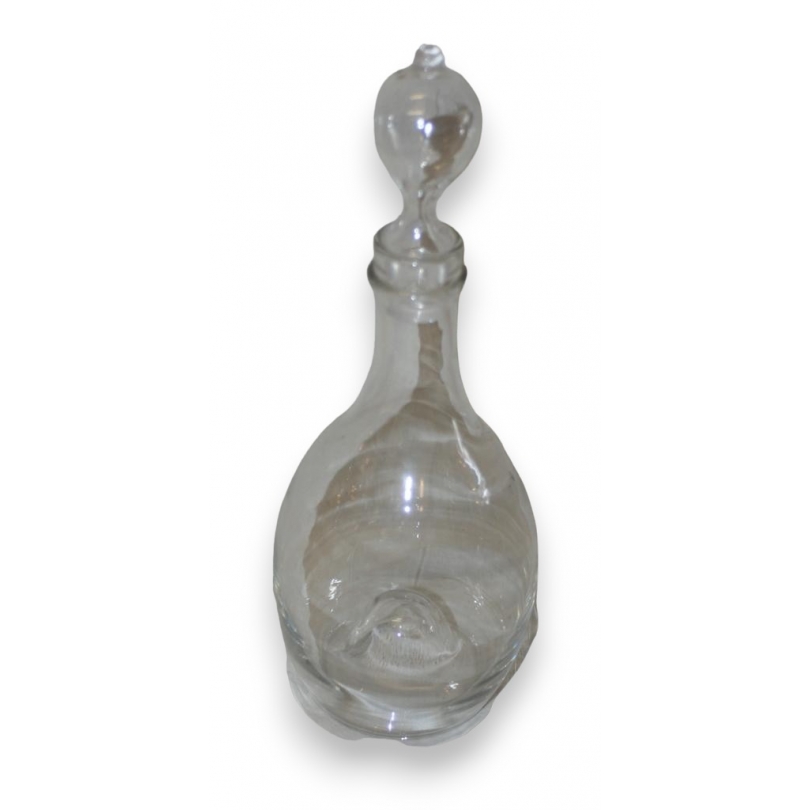 Carafe en verre soufflé