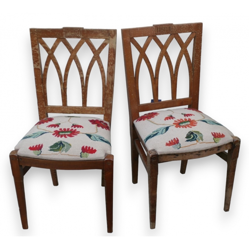 Paire de chaises Directoire recouvertes