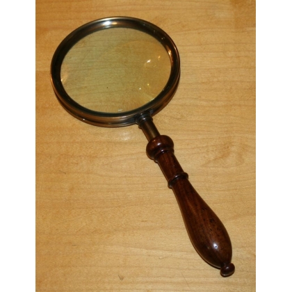 Regency-style magnifying glass with wooden handle at  Moinat SA  - Antiques and home décor