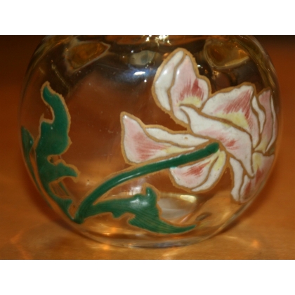  Petit vase (éclat) sur  Moinat SA  - Antiquités décoration