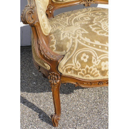 Richly decorated Napoleon III Gondola armchair from Moinat SA – Antiques and interior design