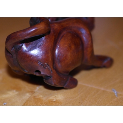  Netsuke en bois "Buffle" Chine sur  Moinat SA  - Antiquités décoration