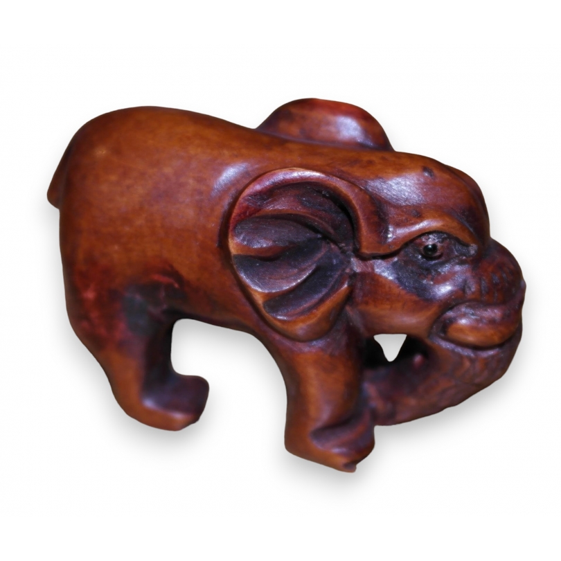 Netsuke en bois "Éléphant" Chine