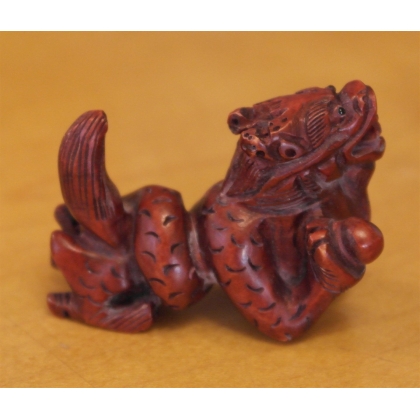  Netsuke en bois "Chien de Fö" Chine sur  Moinat SA  - Antiquités décoration