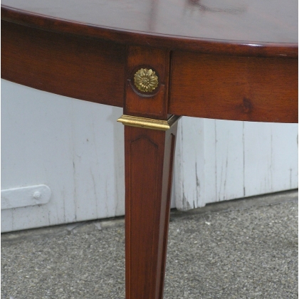  Table de salle à manger style Louis XVI sur  Moinat SA  - Antiquités décoration