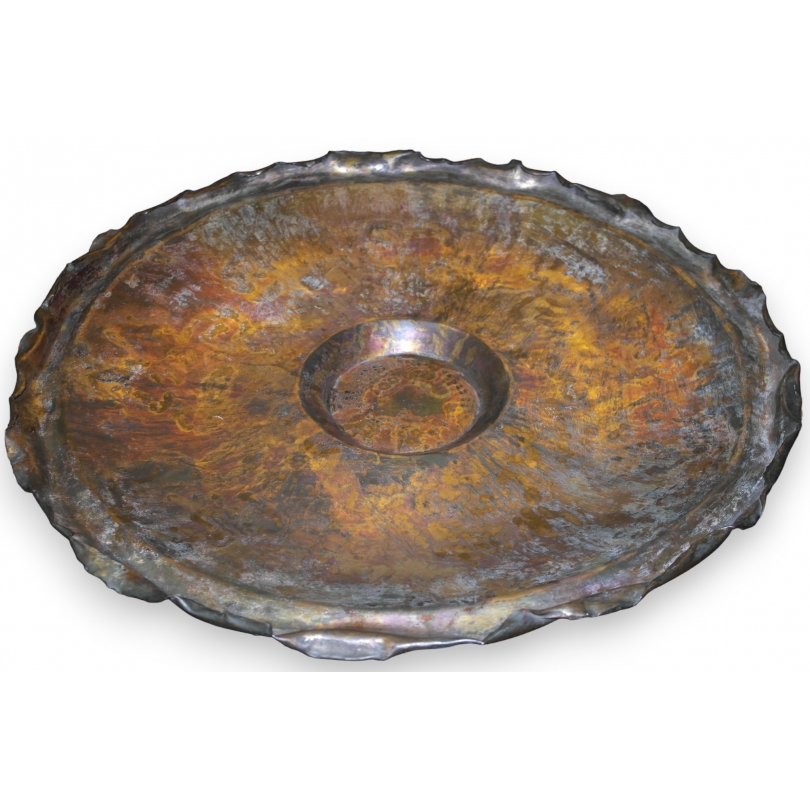 Copperware dish marked with two hammers, by Moinat SA – Antiques and home décor