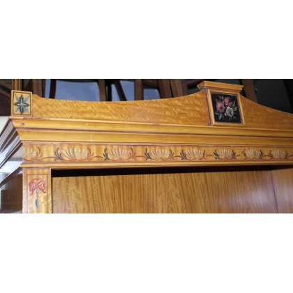  Bibliothèque anglaise en bois satiné, sur  Moinat SA  - Antiquités décoration