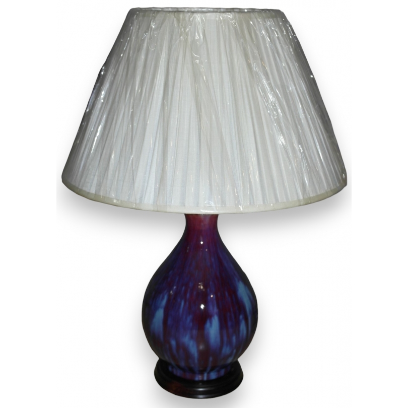  Lampe "Flambe" en porcelaine rouge et bleue sur  Moinat SA  - Antiquités décoration