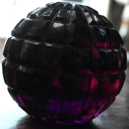 Boule en verre \"Purple\"