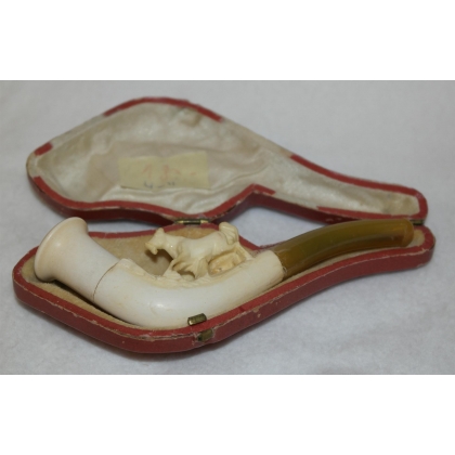 Carved ivory pipe ‘Horses’ at Moinat SA – Antiques and home décor