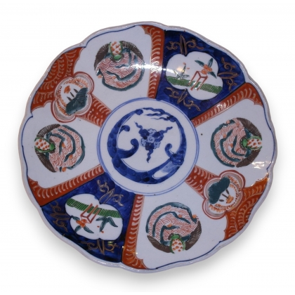 Assiette en porcelaine Imari Japon