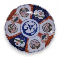 Assiette en porcelaine Imari Japon