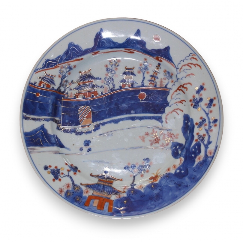Paire de vaes Gu en en porcelaine Imari