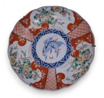 Assiette en porcelaine Imari Japon