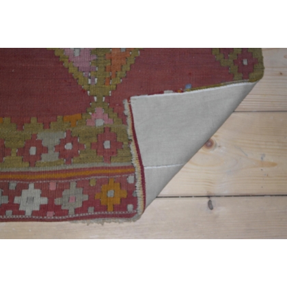 Kilim rugs at  Moinat SA  - Antiques and home décor