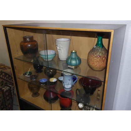  Vitrine Art Déco en palissandre 1900 sur  Moinat SA  - Antiquités décoration